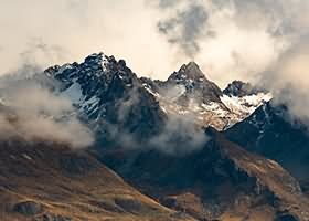 MySql怎么批量删除多个表